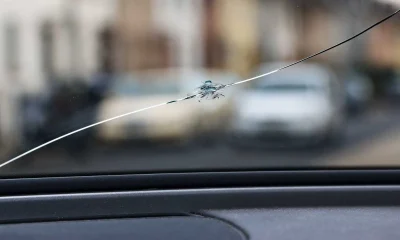Cracked Windshield? Don't Risk Your Safety - Get a Quick and Easy Replacement