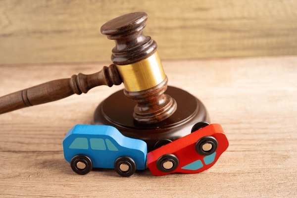 Ask Your Car Accident Lawyer These Questions Before Hiring Them 25 Ask Your Car Accident Lawyer These Questions Before Hiring Them