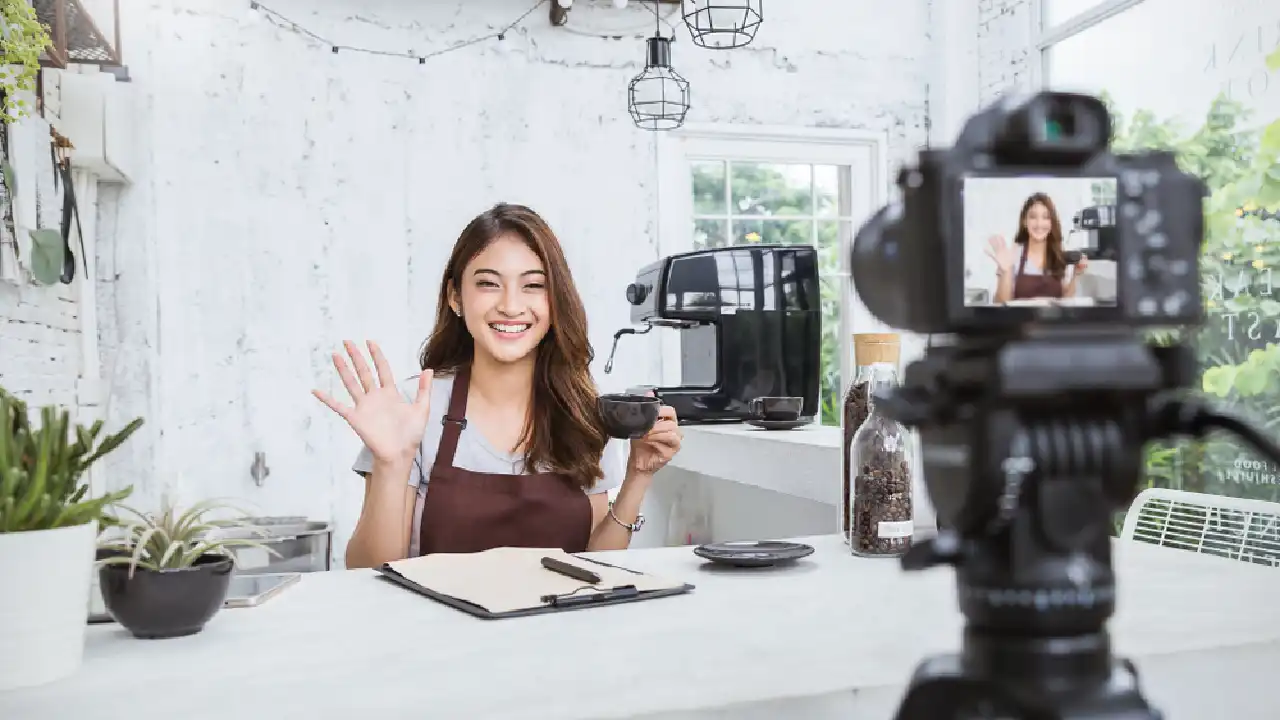 Can You Make a Living in Content Creation? 26 Can You Make a Living in Content Creation?
