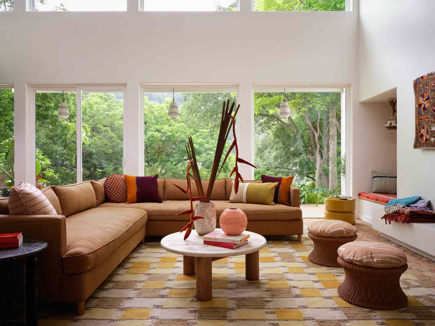 Modern Home Decor Trends: What's Shaping Interiors in 2025 26 Modern Home Decor Trends: What's Shaping Interiors in 2025