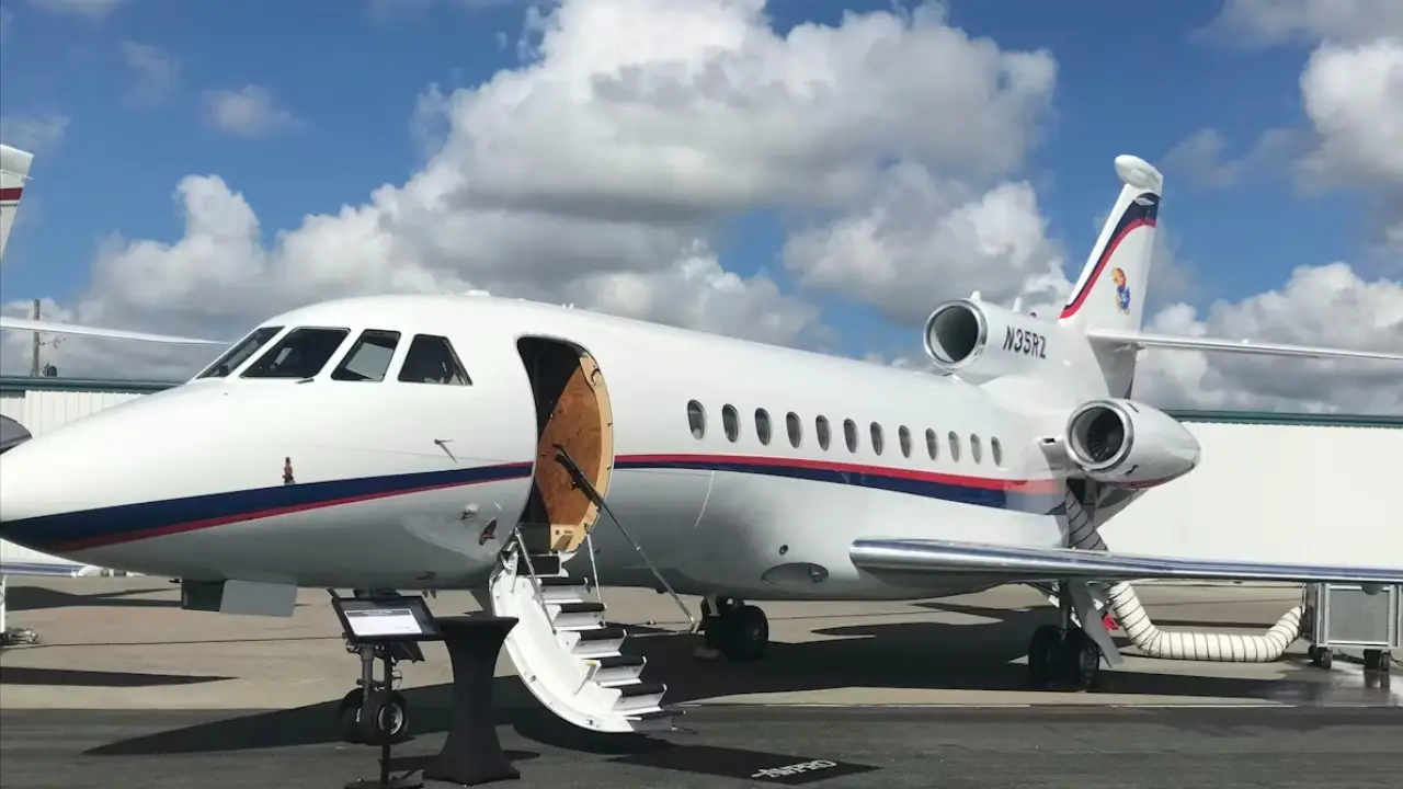 Booking Private Jets: Is It A Truly Luxurious Experience? 